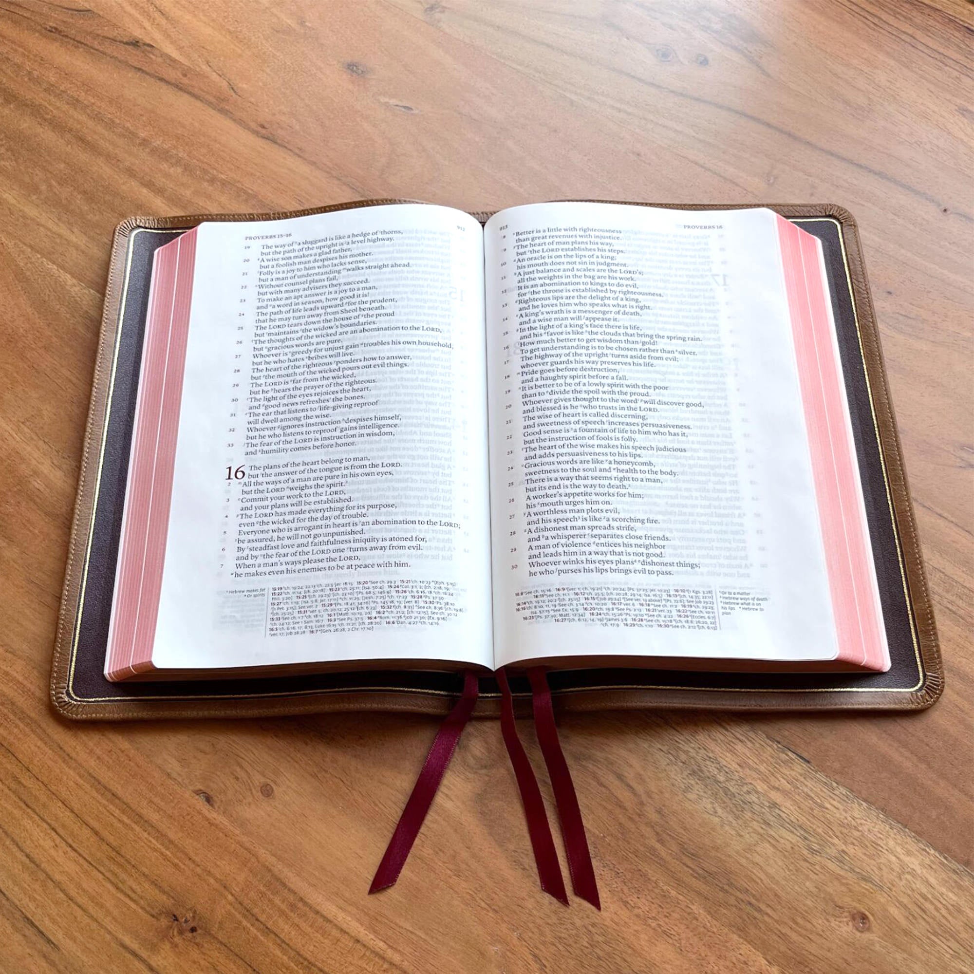 Yekaterina Krasnovaning yalangoch fotosuratlari